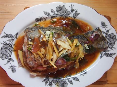 Angkat ikan dari oven dan pindahkan ke piring saji. Resepi Ikan Talapia Kukus Ala Cina - Resep Bunda Erita