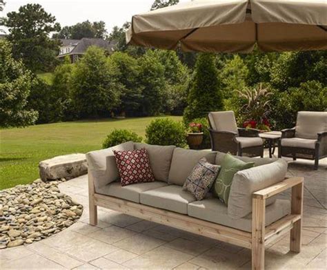 15 Diy Outdoor Pallet Sofa Ideas Diy And Crafts