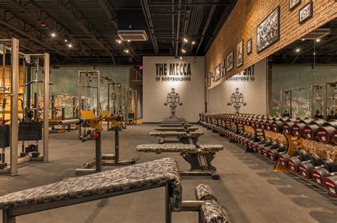 Golds Gym Celebrates Grand Opening In Northchase Plaza Community Impact