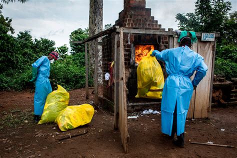 The Ebola Death Toll Exceeds 1600 This Is What Its Like On The Front
