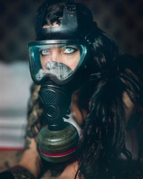 Full Face Mask Face Masks Gas Mask Girl Respirator Mask Leather Fetish Oxygen Tech Lady