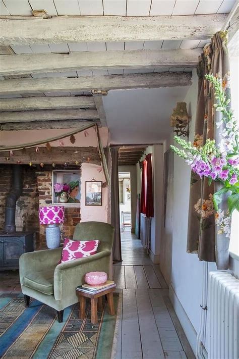 30 Amazing Small Cottage Interiors Decor Ideas Small