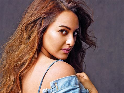 Sonakshi Sinha My Goal Is To Push My Limits And Be The Best Version Of Myself Hindi Movie
