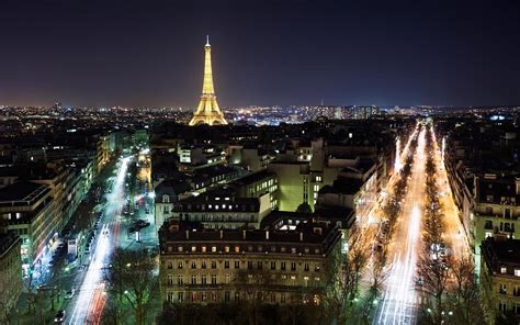 Considered as a scientific and technological feat, it has long been the tallest tower in the world and reaches a height of 324 meters today! 17 Gorgeous Photos of the Eiffel Tower at Night | Travel ...