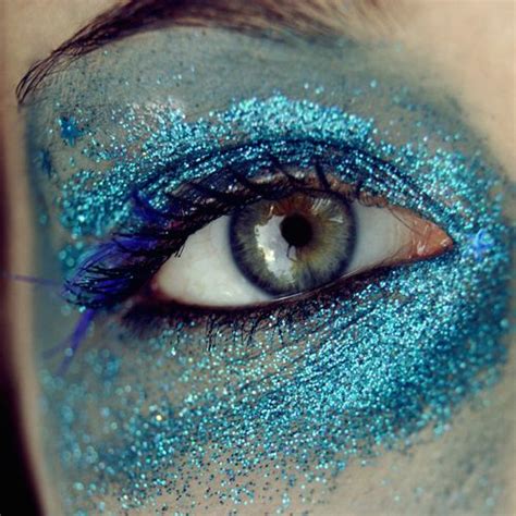 Make Up On Tumblr Blue Glitter Eye Makeup Dramatic Wedding Makeup