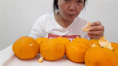 Asmr Eating Oranges Mukbang Eating Sounds Youtube