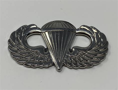 Basic Parachute Badge Car Badge With 3m Back Excalibur Industries