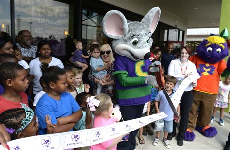 Lafayettes Chuck E Cheese Gets A Makeover