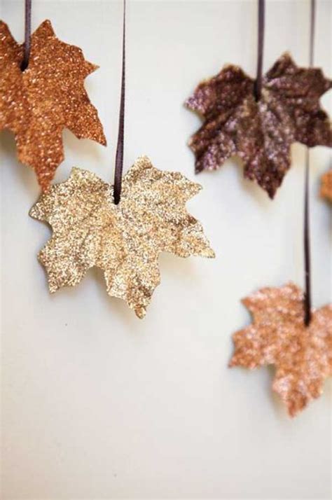 28 Diy Fall Inspired Home Decorations With Leaves