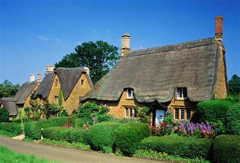Thatched Country Cottages In England And Wales
