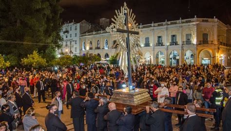 Fotos Viernes Santo Masivo Via Crucis En El Centro Salteño Bienvenidos A Reporteplus