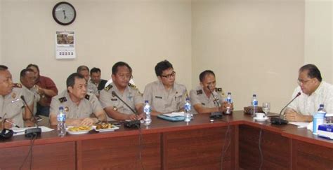 Ketua dprd kota bengkulu suprianto pagi ini (06/07) mengikuti. Ini Hasil RDP Komisi 3 DPRD Sulut tentang Progres ...