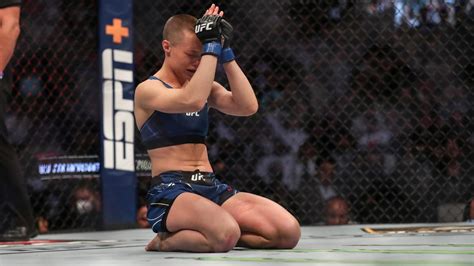 Ufc 261 Results Highlights Rose Namajunas Stuns Weili Zhang With