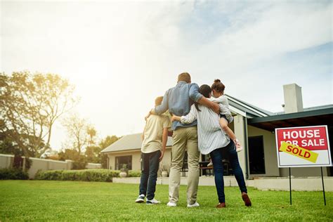 4 Tips To Help You Know When To Upsize Or Downsize To A New Home