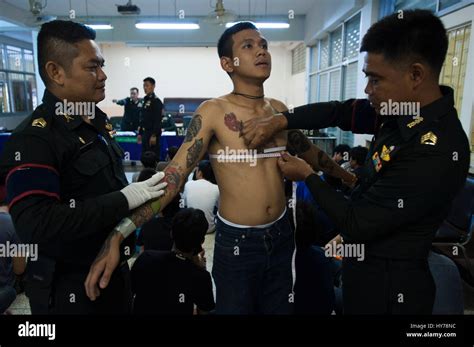 Thai Military Conscription Hi Res Stock Photography And Images Alamy