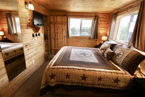 White Pine Cozy Secluded Cabin Stunning Views Canyonlands Lodging