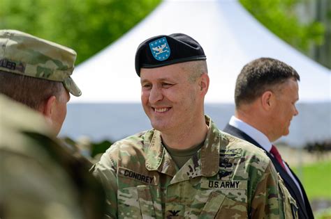 Usag Stuttgart Welcomes New Commander Article The United States Army