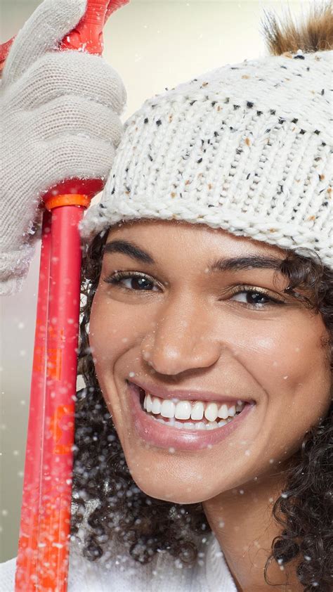 Learn How To Avoid Flaky Dryskin During The Winter Months With These