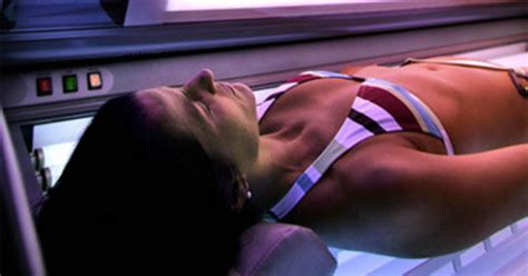 Indoor Tanning Injuries Send Thousands To The ER Each Year CBS News