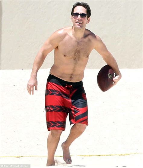 Paul Rudd Reveals His Buff Physique As He Enjoys A Holiday In Mexico