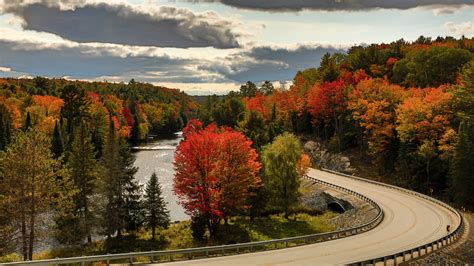 Five Fall Drives For The Best Canadian Foliage