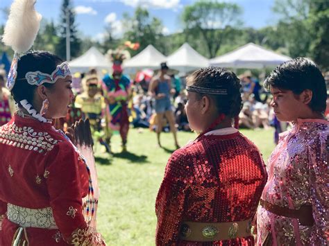 Un Partage Des Cultures Au Festival Des Peuples Autochtones à Edmonton Radio Canadaca