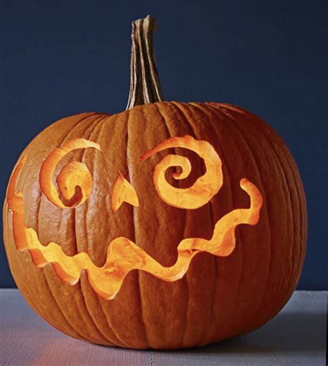 Pin By Kelley On Halloween Easy Pumpkin Carving Scary Pumpkin