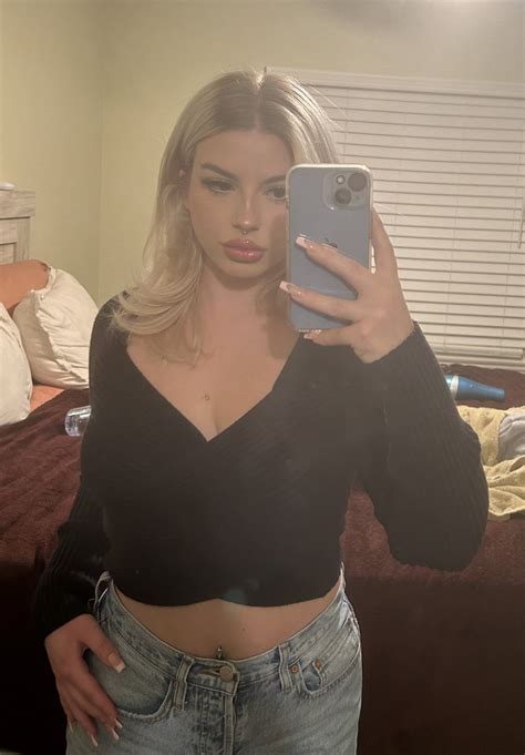 𝙆𝙞𝙣𝙜 𝙠𝙮𝙡𝙞𝙚 On Twitter Huge Ass And Lips That You Cant Touch