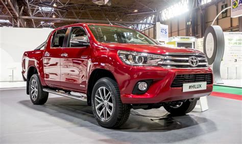 2016 Toyota Hilux Price And Specification Toyota Uk Magazine