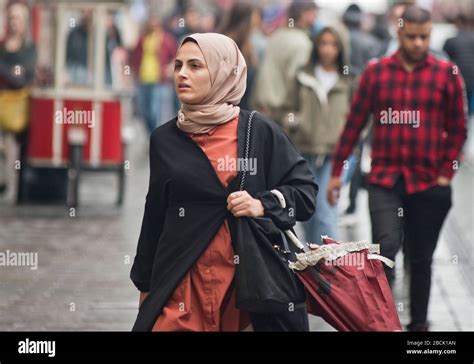 A Muslim Girl Wearing A Pashmina Istiklal Avenue Istanbul Turkey