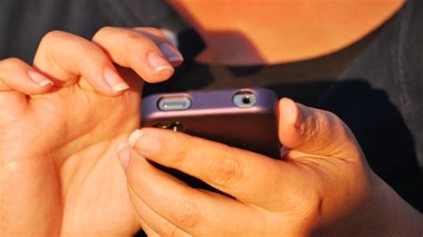 Unsolicited Sexting Now Illegal Under New Victorian Laws Cnet
