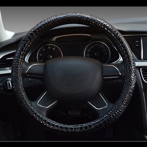 Luxury Crocodile Grain Leather Car Steering Wheel Cover Universal Sport