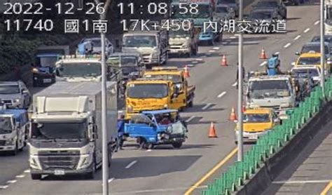 快訊／國一北177k事故！小貨車車頭撞爛「駕駛夾困」 警消搶救中 Ettoday社會新聞 Ettoday新聞雲