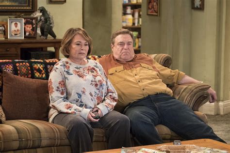 roseanne cancelled abc cancels tv show today after roseanne barr tweet about valerie jarrett