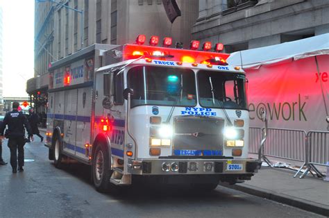 Nypd Esu Truck 1 Triborough Flickr