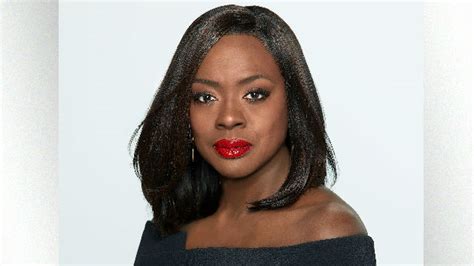 The how to get away with murder star was honored thursday with the first new star davis delivered an emotional acceptance speech, mentioning her late father. First look: Viola Davis returns to the classroom in epic ...