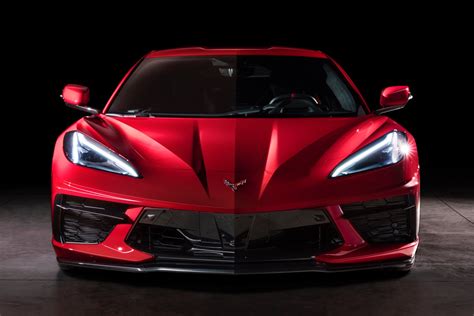 2020 Corvette C8 Suspension Lifts Nose Over Speed Bumps Gm Authority