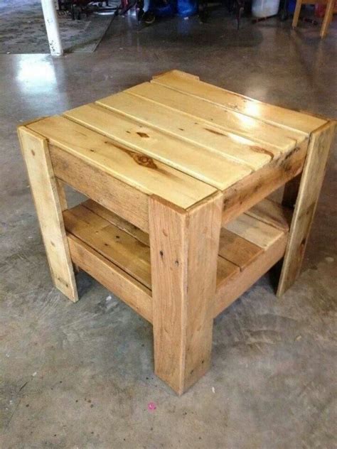 The boards should be free of rot, gaps and woodworm. 20 DIY Pallets Wooden Side Tables And End Table Ideas ...