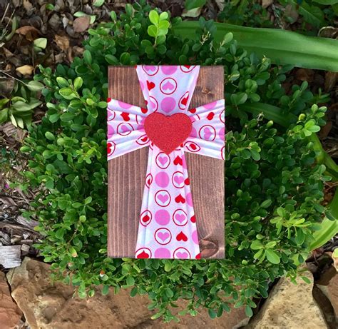 If mom is part of your pod (the small group of people you're in contact with during quarantine), plan an. Valentines Day Decor, Heart, Gift for Girlfriend, Gift for ...