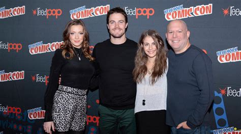 Images Of The Arrow Cast At New York Comic Con Greenarrowtv