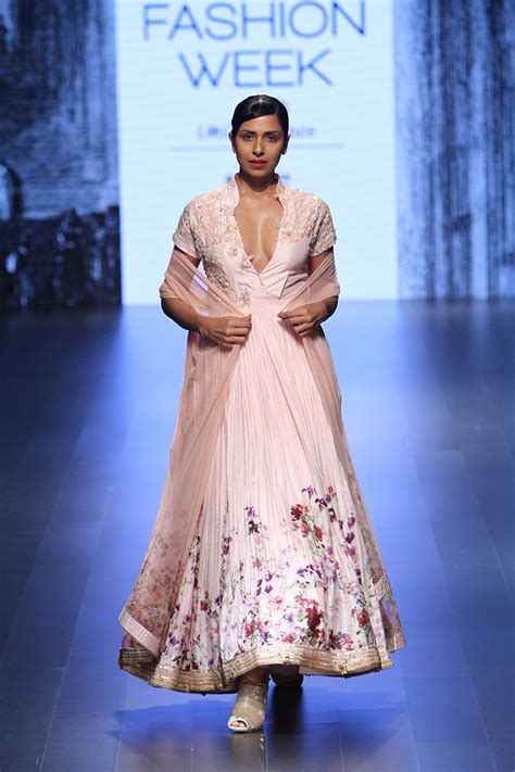 ridhi mehra collection lakme fashion week fashion fashion week