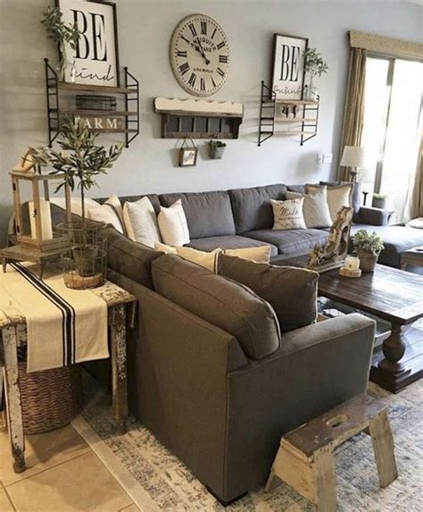 Get Inspired To These Country Farmhouse Living Room To