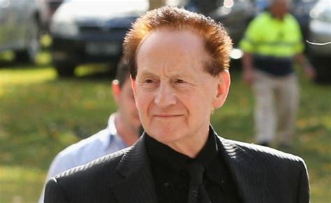 Ahead, we will also know about geoffrey edelsten dating, affairs, marriage, birthday, body measurements, wiki, facts, and much more. Edelsten finds Rinehart 'very attractive' | The West Australian