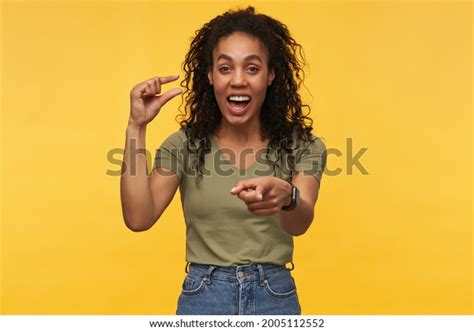 Indoor Shot Young African American Female Stock Photo 2005112552