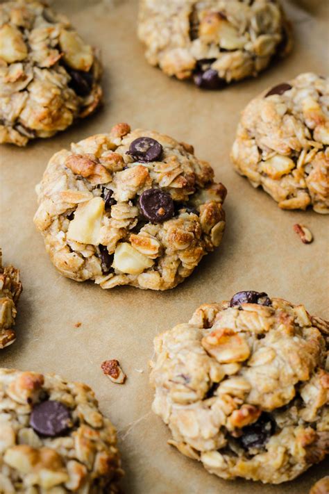 The sweetness in this recipe comes from the carrots, apples, and raisins, and there's some honey to make sure that each one tastes like a cookie. Dietetic Oatmeal Cookies / Easy Honey Tahini Oatmeal ...