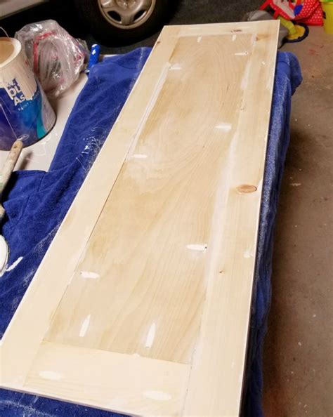 If the idea of applying your woodworking skills to building cabinets and other storage solutions sounds intimidating, it's not. The Easiest Way to Make Shaker Cabinet Doors! | Shaker cabinet doors, Diy cabinet doors, Shaker ...