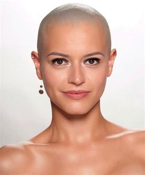 Decadentwerewolfflower “beautiful Women ” Bald Girl Bald Hair Bald