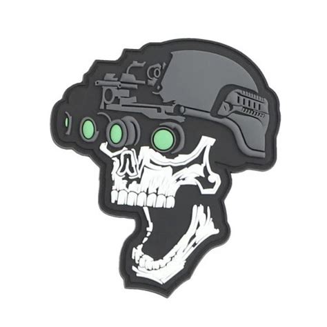 Patch Embleem Night Vision Skull Valge Airsoft Go