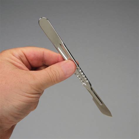 Surgeons Scalpel Chrome No 22 Blade Included Uses Blades 20 25