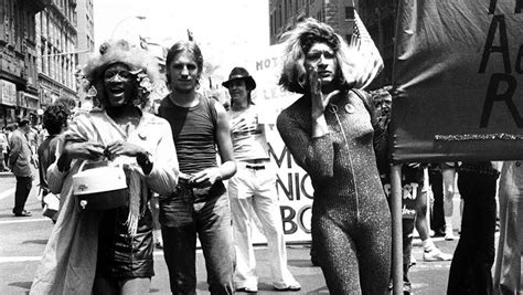 stonewall más de medio siglo de orgullo gay 54 años de la resistencia lgbt y la brutal